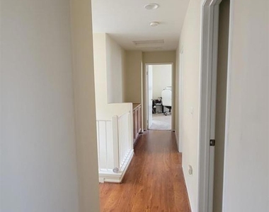 9560 Compass Point Drive S - Photo Thumbnail 22