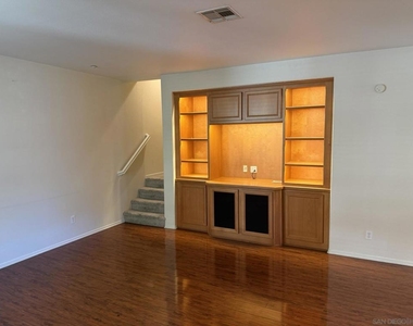 1760 Morgans Ave - Photo Thumbnail 18