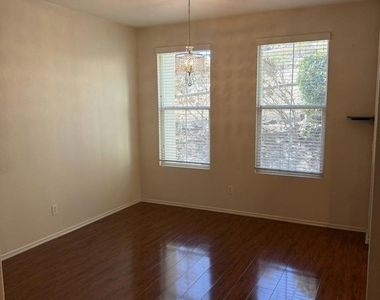 1760 Morgans Ave - Photo Thumbnail 17