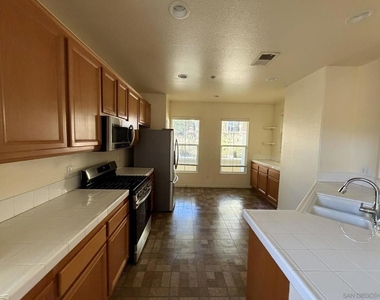 1760 Morgans Ave - Photo Thumbnail 26