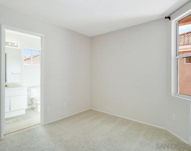 10961 Caminito Arcada - Photo Thumbnail 17