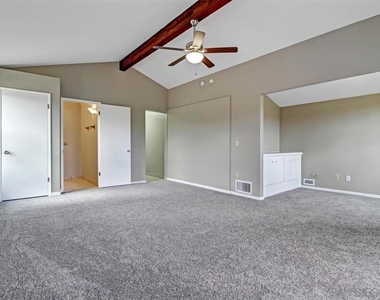 311 S Upas St - Photo Thumbnail 2
