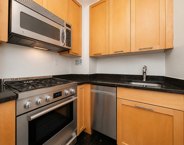  East 36th Street - Photo Thumbnail 1