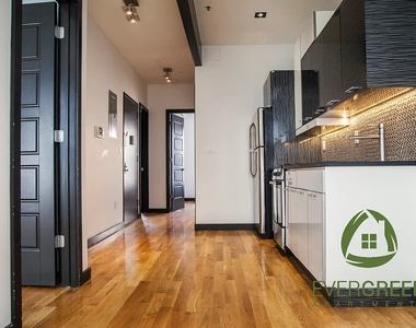 957 Kent Avenue - Photo Thumbnail 1