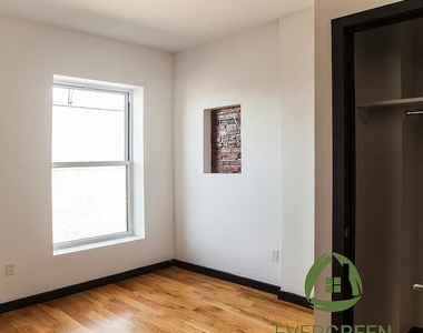 957 Kent Avenue - Photo Thumbnail 5