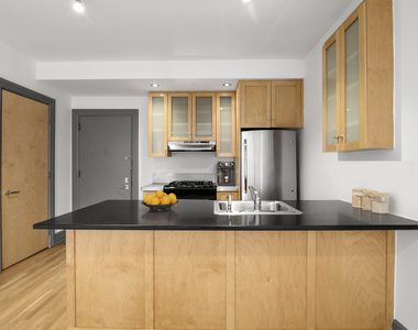 200 Atlantic Avenue - Photo Thumbnail 3