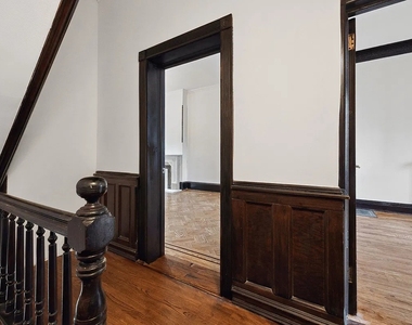 329 Decatur Street - Photo Thumbnail 8