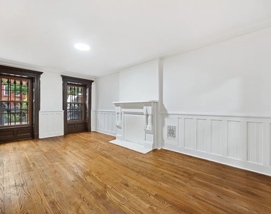 329 Decatur Street - Photo Thumbnail 2