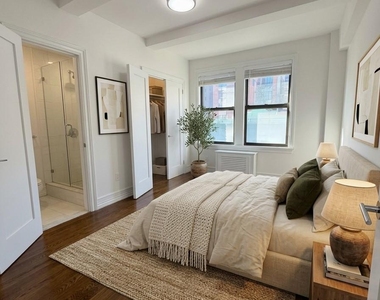 West 68th Street - Photo Thumbnail 3