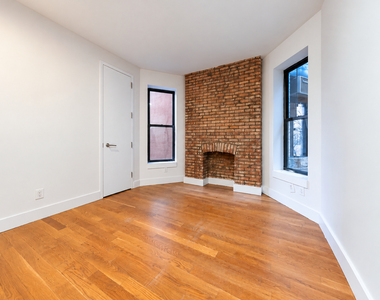 32 Claver Place - Photo Thumbnail 6
