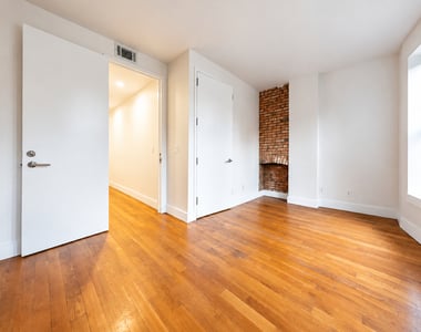 32 Claver Place - Photo Thumbnail 3