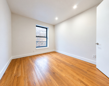 32 Claver Place - Photo Thumbnail 4