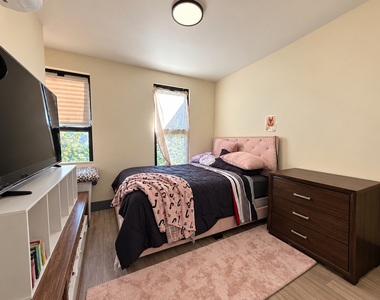 2414 Pacific Street - Photo Thumbnail 5