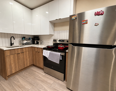2414 Pacific Street - Photo Thumbnail 2