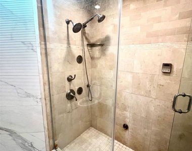 188-20 50 Ave - Photo Thumbnail 9