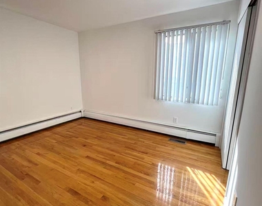 188-20 50 Ave - Photo Thumbnail 16