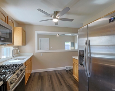14 Tighe Avenue - Photo Thumbnail 12