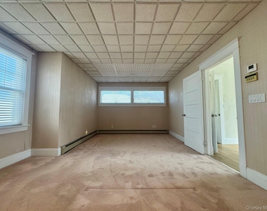 99 Jerusalem Avenue - Photo Thumbnail 14