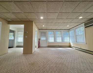 99 Jerusalem Avenue - Photo Thumbnail 7