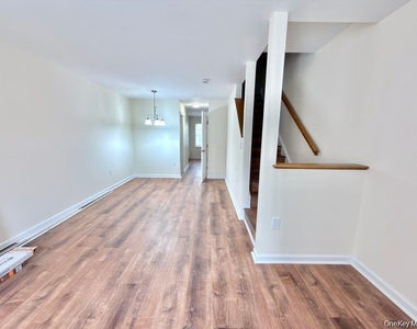 1870 Baldwin Road - Photo Thumbnail 5
