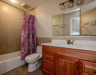 559 Leheigh Lane - Photo Thumbnail 16