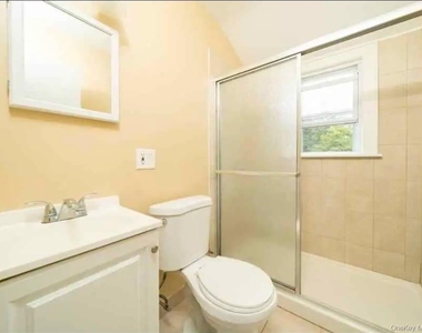 3501 James Street - Photo Thumbnail 8