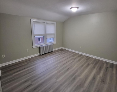 3501 James Street - Photo Thumbnail 3