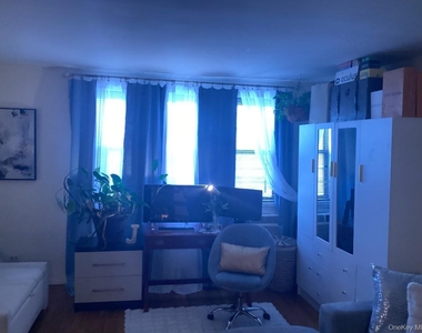 84-20 153rd Avenue - Photo Thumbnail 4