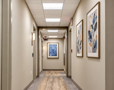 249 Drexel Avenue - Photo Thumbnail 14