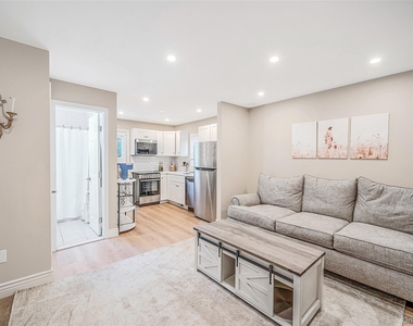 64 Magnolia Avenue - Photo Thumbnail 3