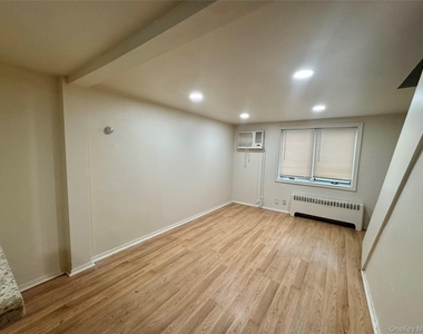 11 Lee Court - Photo Thumbnail 7
