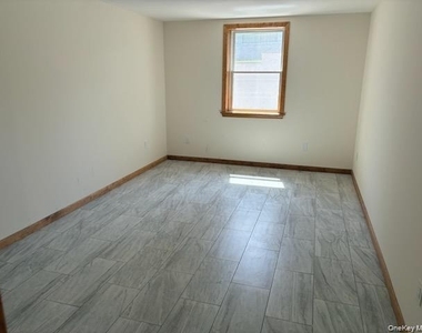 156 Valentine Street - Photo Thumbnail 10