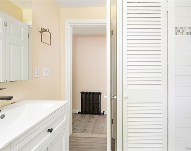 68 Clark Street - Photo Thumbnail 10