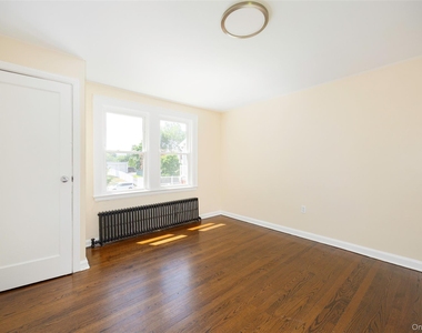 68 Clark Street - Photo Thumbnail 11
