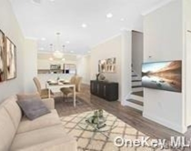 7 Nathan Hale Drive - Photo Thumbnail 4