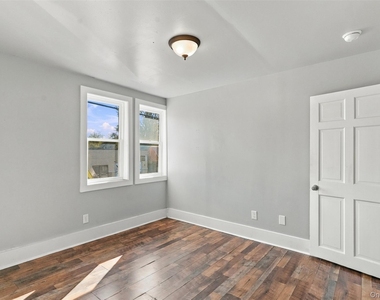 89 Main St - Photo Thumbnail 11