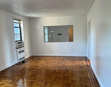 83-80 118th Street - Photo Thumbnail 5