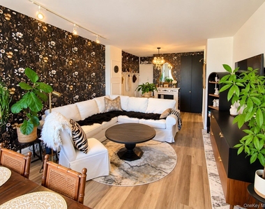 26910 Grand Central Parkway - Photo Thumbnail 2