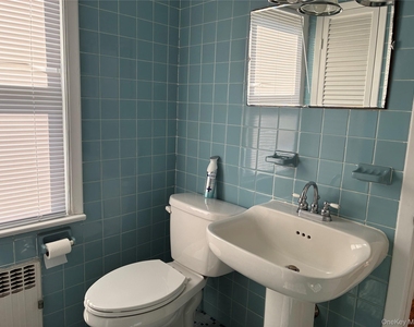 54 Erie Avenue - Photo Thumbnail 23