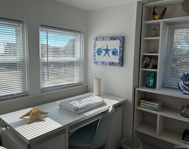 54 Erie Avenue - Photo Thumbnail 34