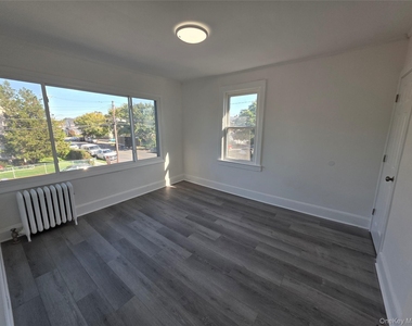 110-14 203rd Street - Photo Thumbnail 3