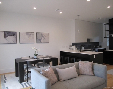 68 Foster Avenue - Photo Thumbnail 6