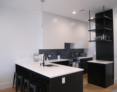 68 Foster Avenue - Photo Thumbnail 7