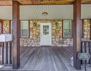 77 N Main Street - Photo Thumbnail 4