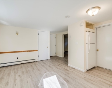 36 Cocks Lane - Photo Thumbnail 14