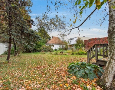 1011 24th Street - Photo Thumbnail 31