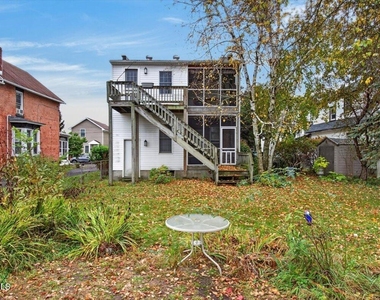 1011 24th Street - Photo Thumbnail 33