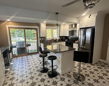 19 St Joseph Street - Photo Thumbnail 10
