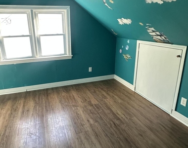 19 St Joseph Street - Photo Thumbnail 14