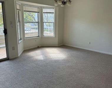 301 Trinity Court - Photo Thumbnail 4